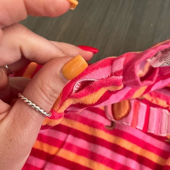 Petit Lem Lounge Baby Girls Footed Sleeper 6 Months Pink Red Orange Striped Dog - Picture 5 of 7